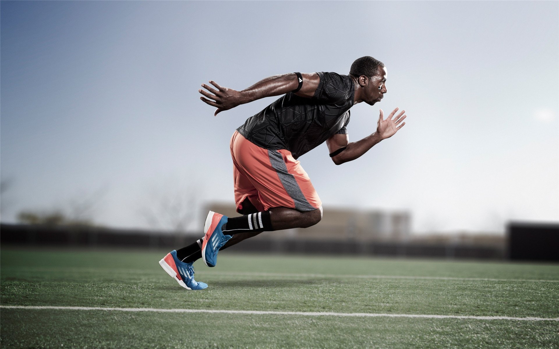 “武汉马拉松赛:每一秒都决定命运”